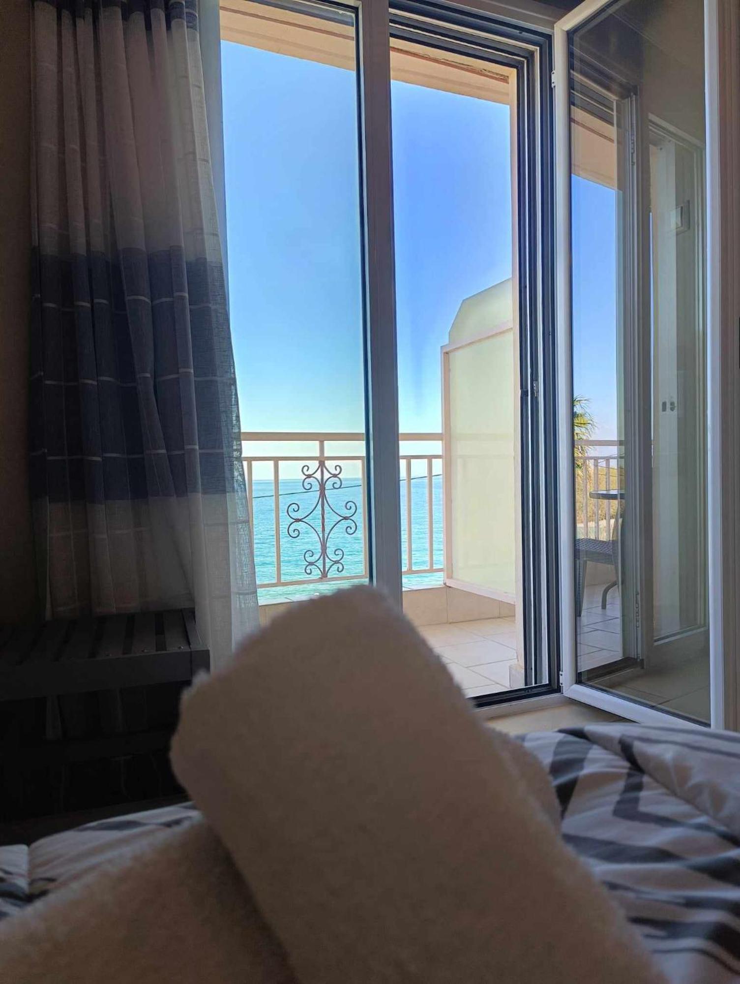 Panorama Hotel - Restaurant ディアコプト エクステリア 写真